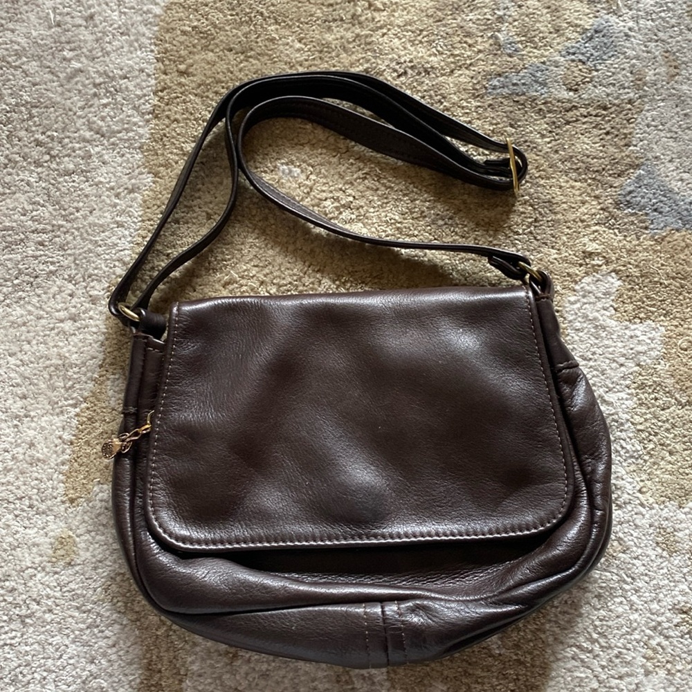 Beggar’s Pouch Leather Crossbody